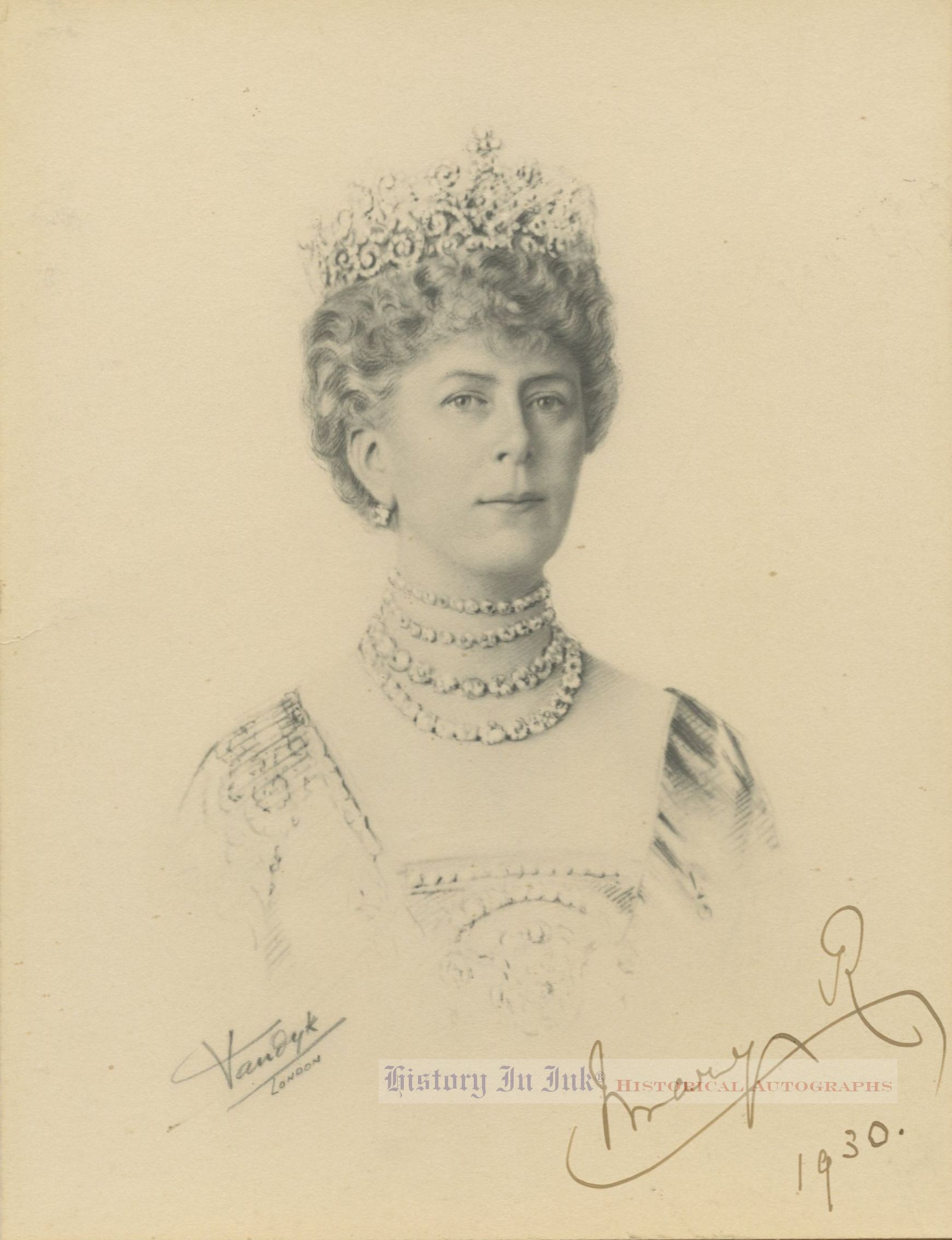 Autograph - 1026401 - Magnificently framed signed portrait